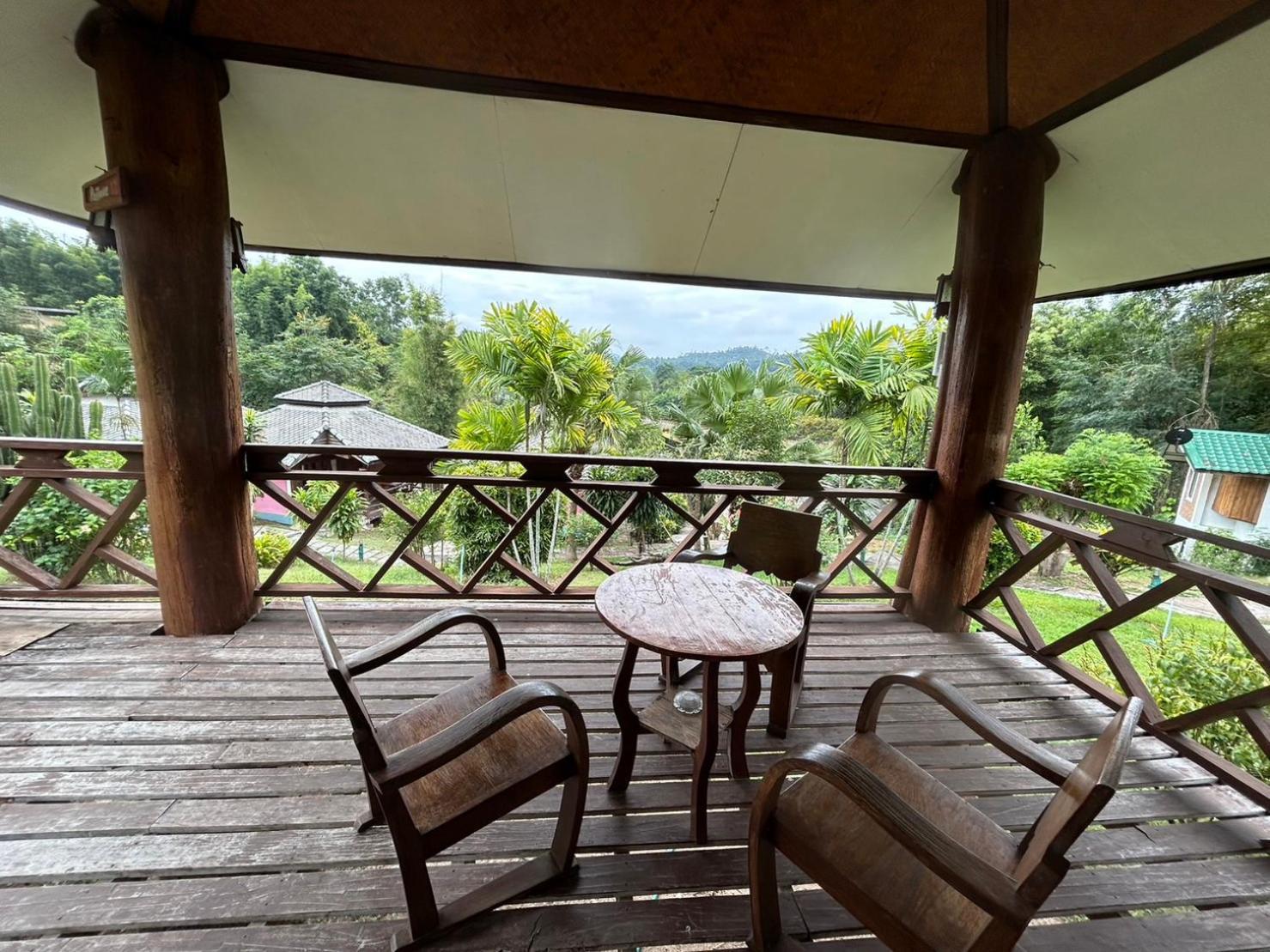 Pai Love & Baan Chonphao Resort מראה חיצוני תמונה